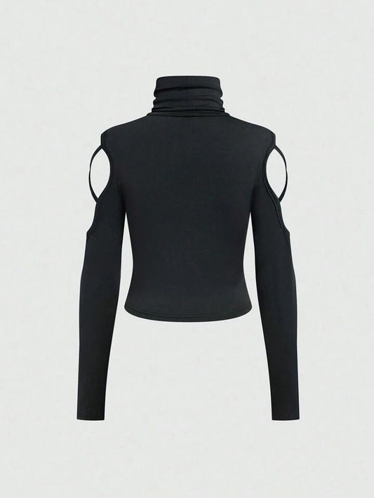 Top noir épaules dénudées