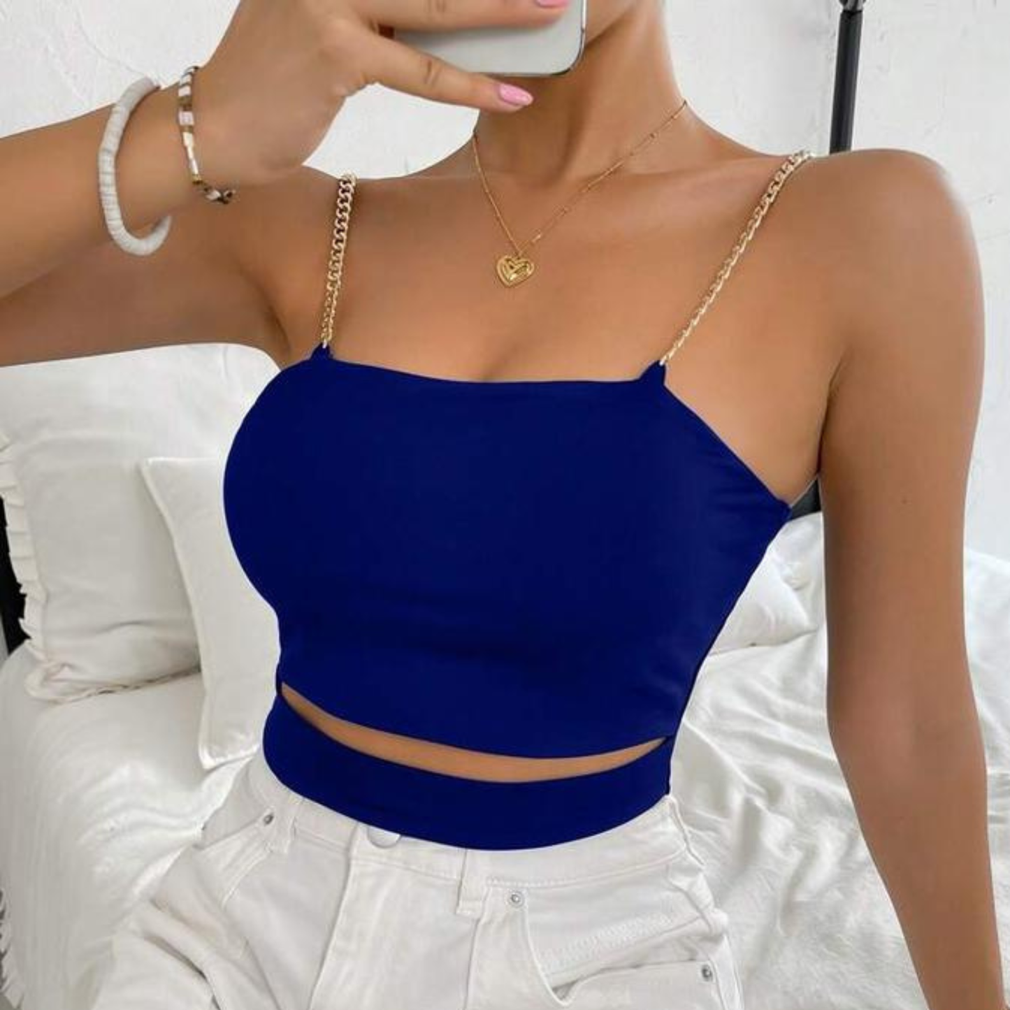 Top caraco à bretelles découpées sur le devant