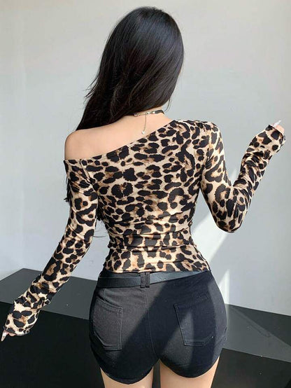 Top imprimé léopard à manches longues