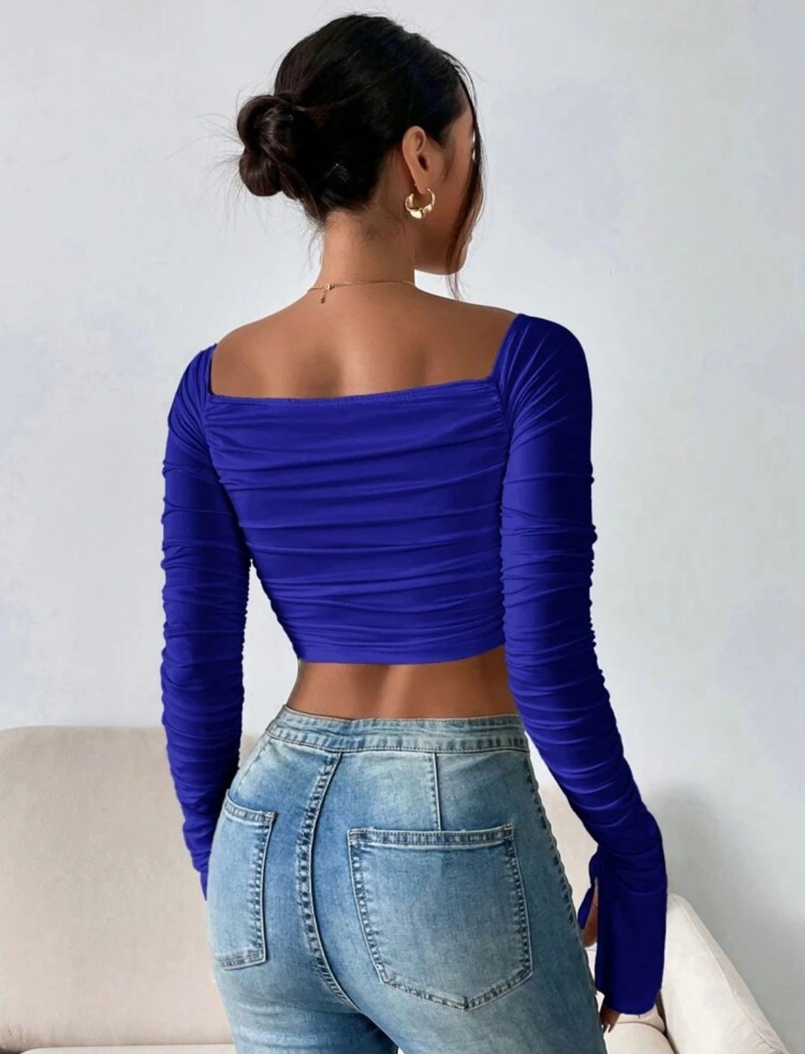 Top court à épaules dénudées